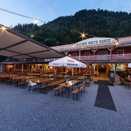 Apartmenthaus Wiesenhof Hotel apartamentowy 4*